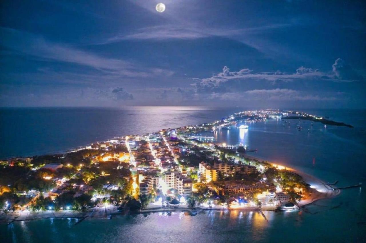Vc Beach Suites Isla Mujeres Exterior photo