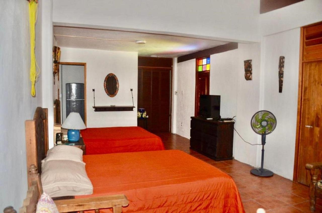Vc Beach Suites Isla Mujeres Exterior photo